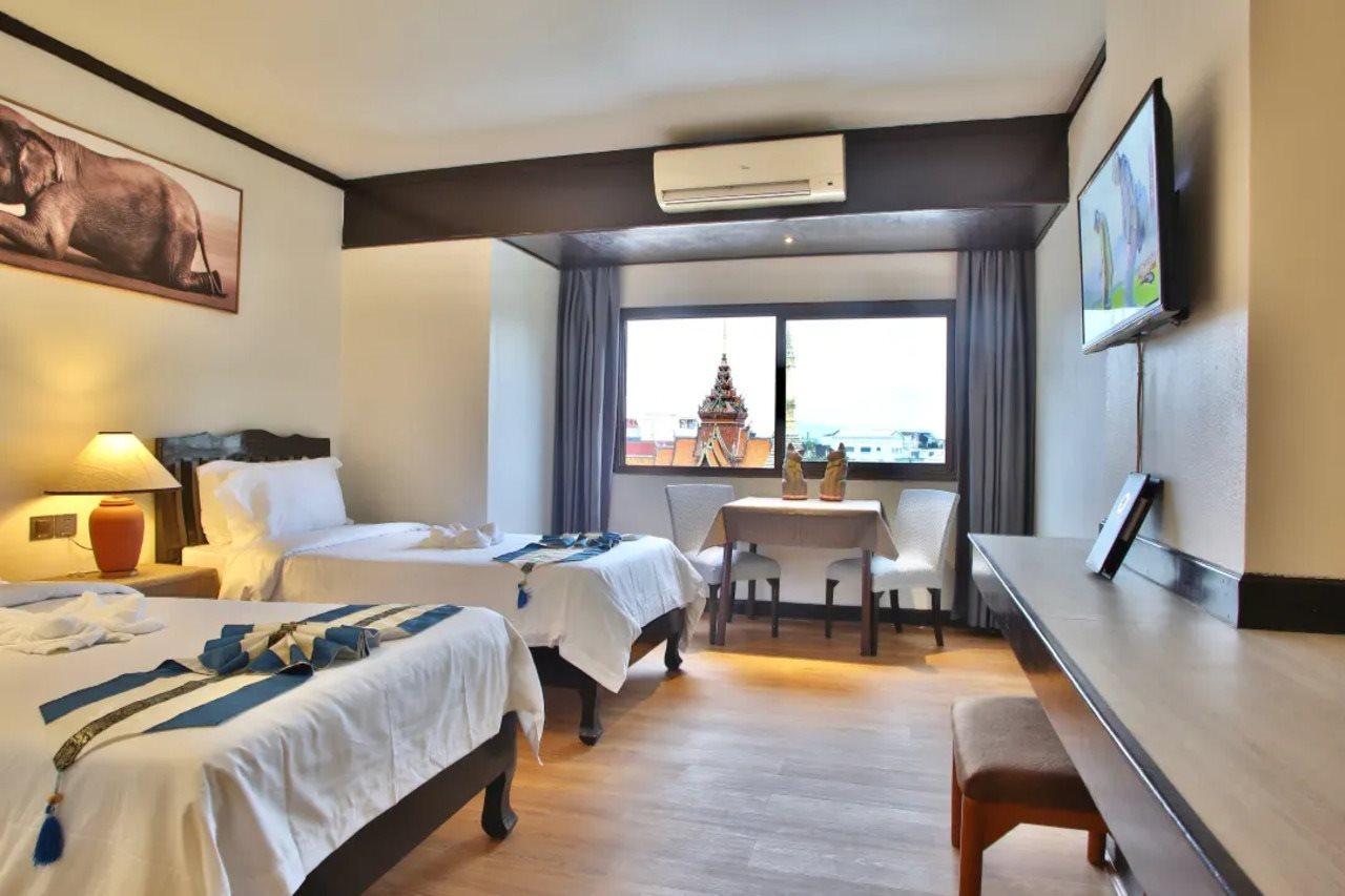 Thapaeplacehotel Chiang Mai Ngoại thất bức ảnh