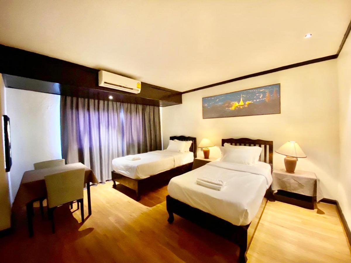 Thapaeplacehotel Chiang Mai Ngoại thất bức ảnh