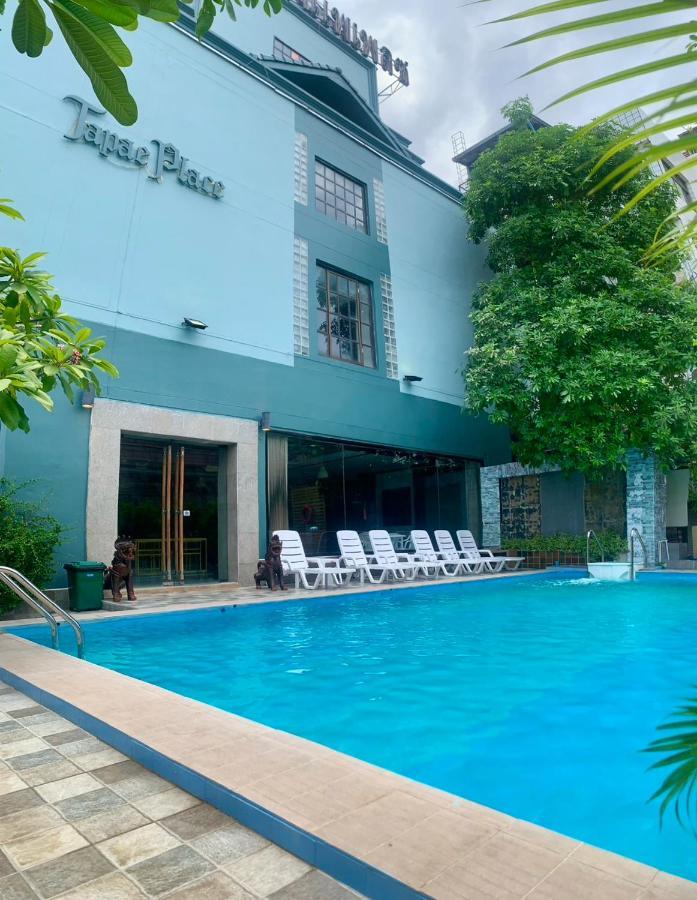 Thapaeplacehotel Chiang Mai Ngoại thất bức ảnh