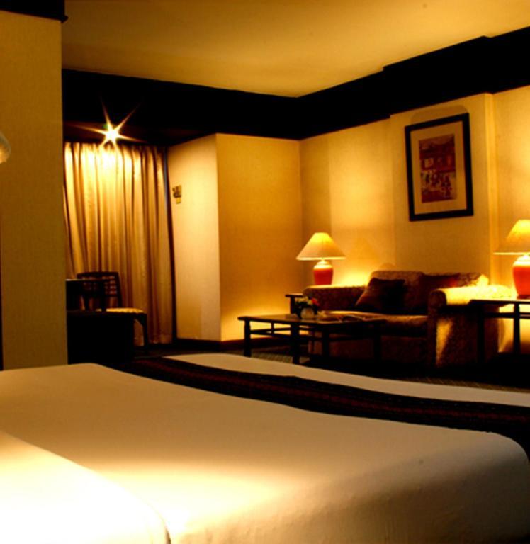 Thapaeplacehotel Chiang Mai Phòng bức ảnh