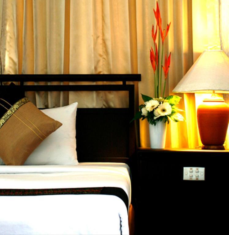 Thapaeplacehotel Chiang Mai Phòng bức ảnh