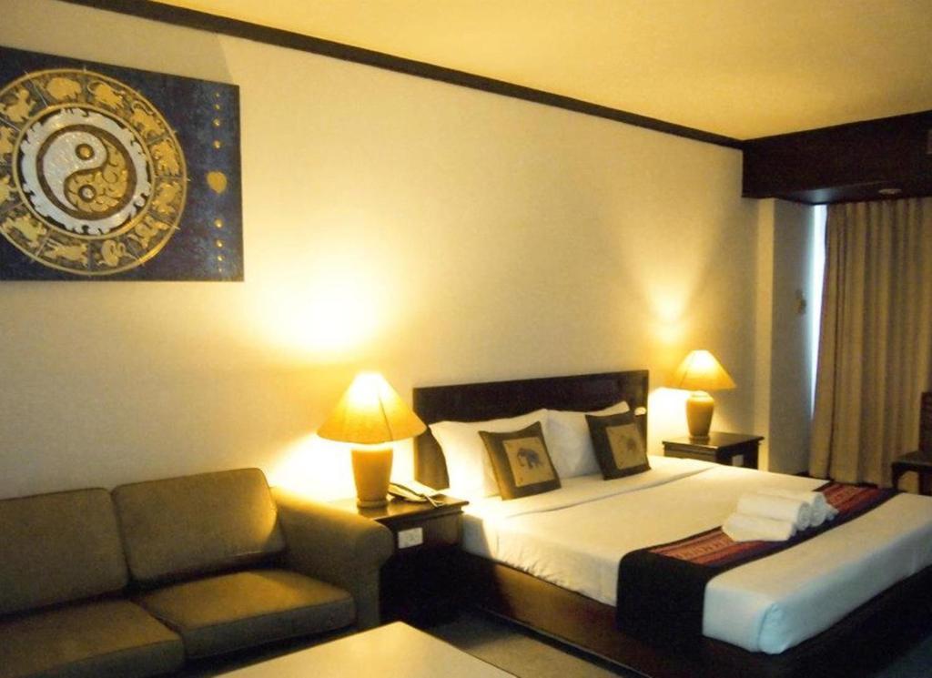 Thapaeplacehotel Chiang Mai Ngoại thất bức ảnh
