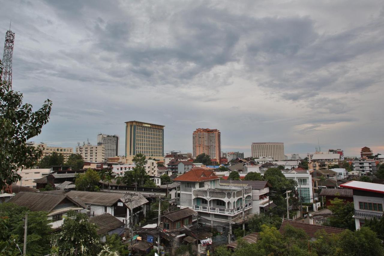 Thapaeplacehotel Chiang Mai Ngoại thất bức ảnh