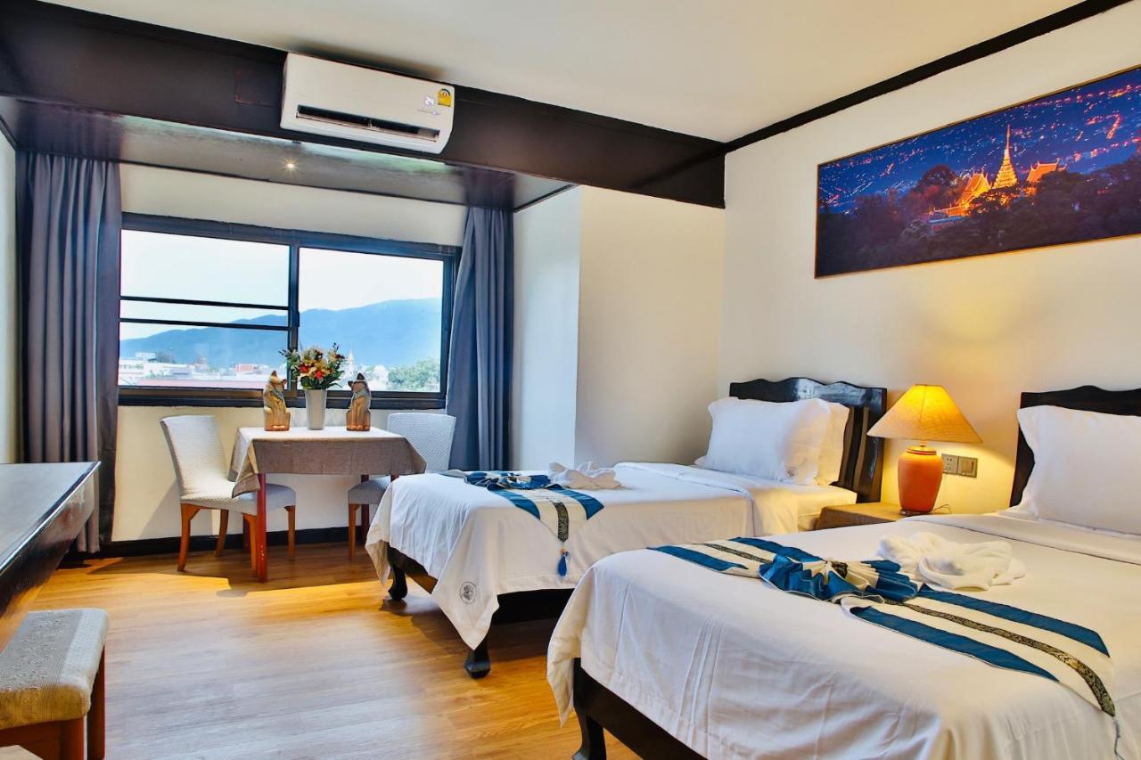 Thapaeplacehotel Chiang Mai Ngoại thất bức ảnh