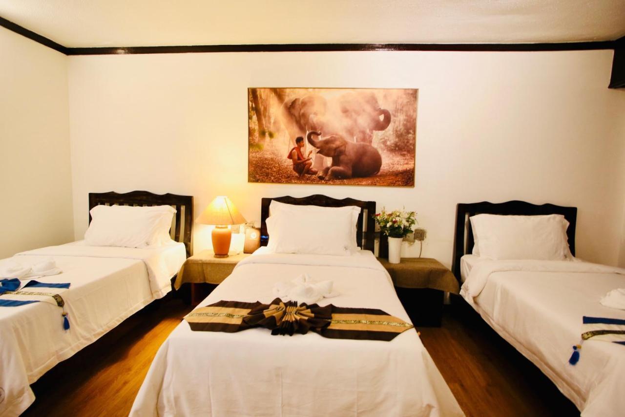 Thapaeplacehotel Chiang Mai Ngoại thất bức ảnh