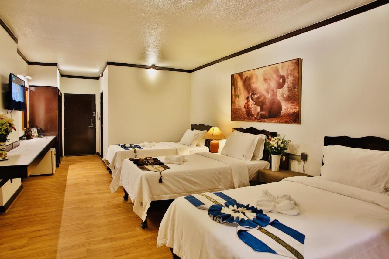 Thapaeplacehotel Chiang Mai Ngoại thất bức ảnh