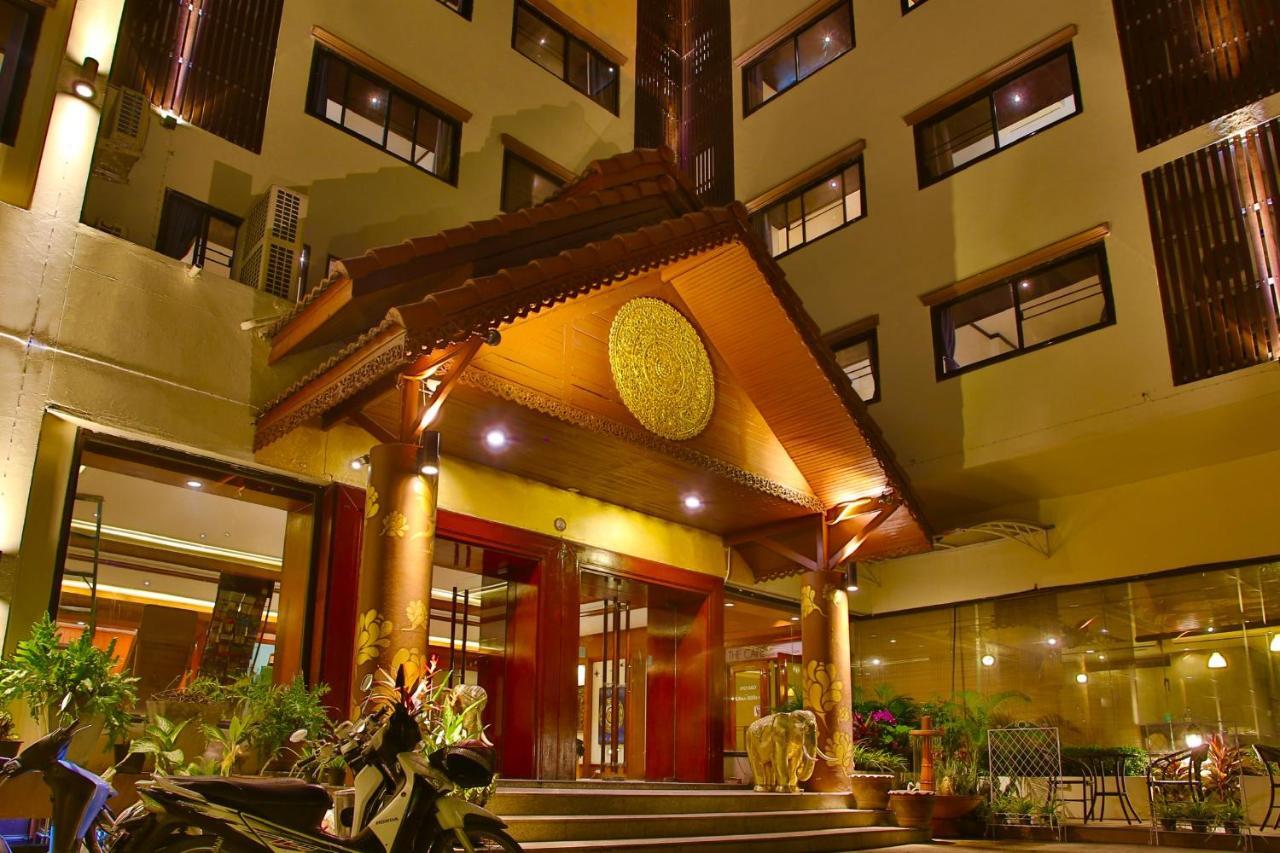 Thapaeplacehotel Chiang Mai Ngoại thất bức ảnh