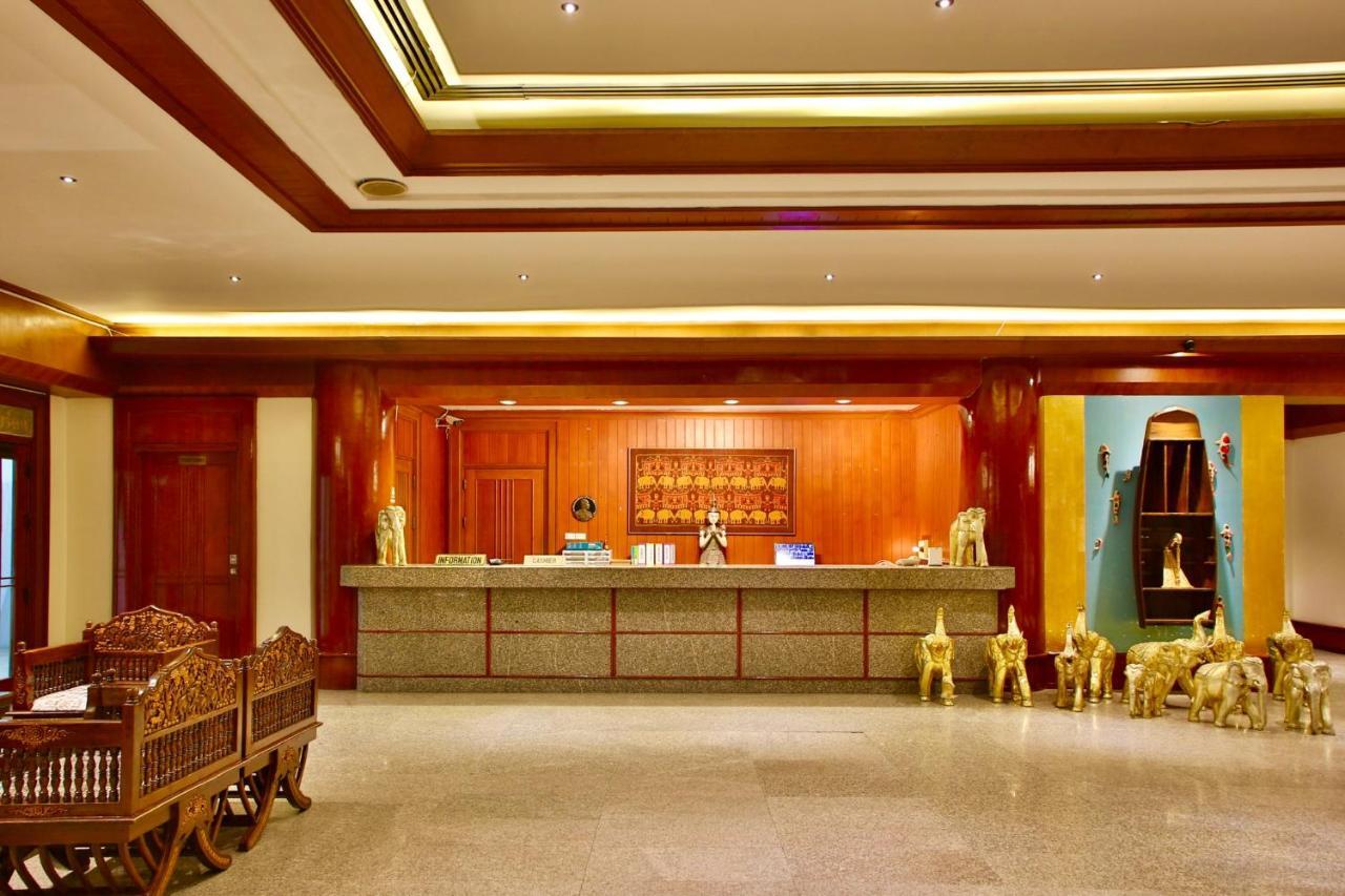 Thapaeplacehotel Chiang Mai Ngoại thất bức ảnh