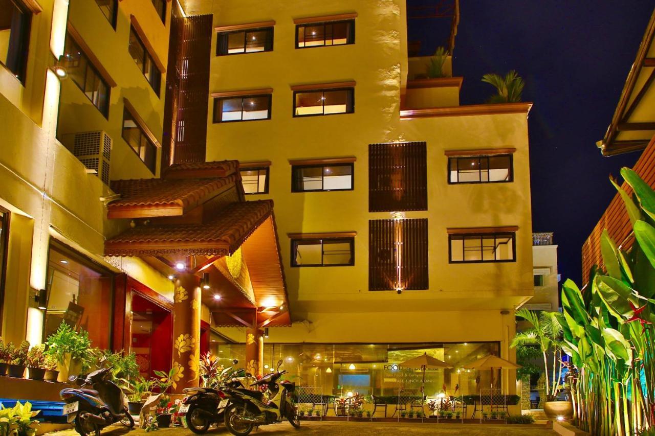 Thapaeplacehotel Chiang Mai Ngoại thất bức ảnh
