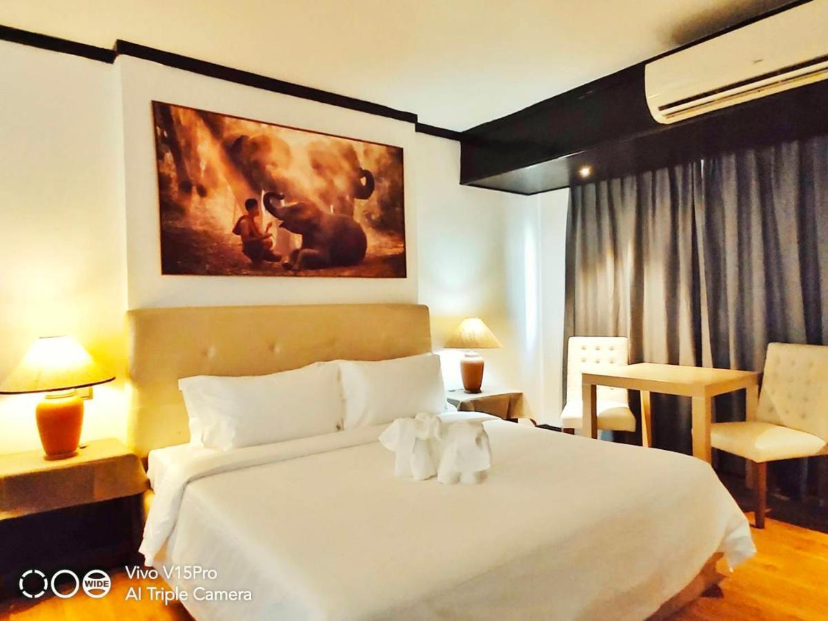 Thapaeplacehotel Chiang Mai Ngoại thất bức ảnh